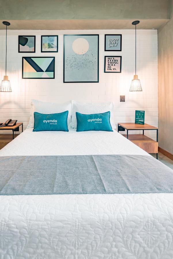 Loft 32 Medellin Living Aparthotel Kültér fotó