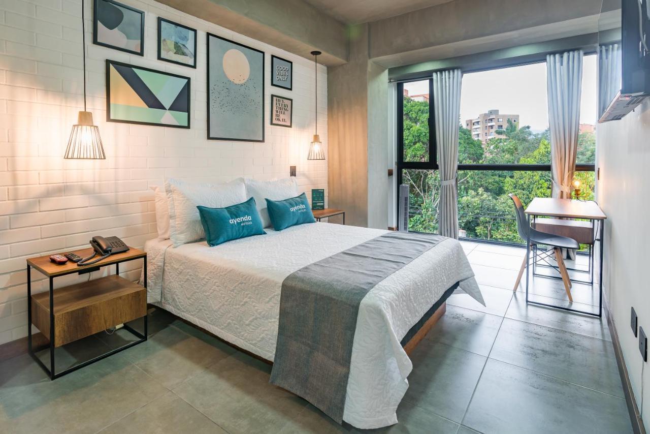 Loft 32 Medellin Living Aparthotel Kültér fotó