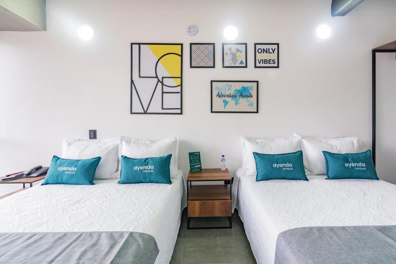 Loft 32 Medellin Living Aparthotel Kültér fotó